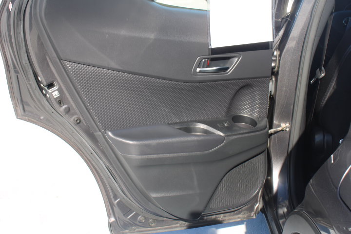 Used 2021 Toyota C-HR XLE FWD image 11