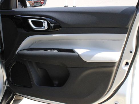 New 2026 Jeep Compass Limited AWD/4WD image 23