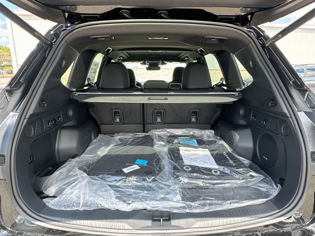 New 2026 Subaru Forester Touring AWD/4WD image 32