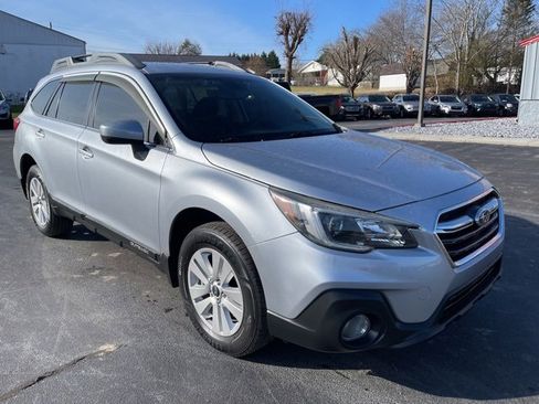 Used 2019 Subaru Outback 2.5i Premium w/ Popular Package #2 image 2