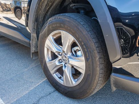 Used 2025 Toyota RAV4 LE image 6