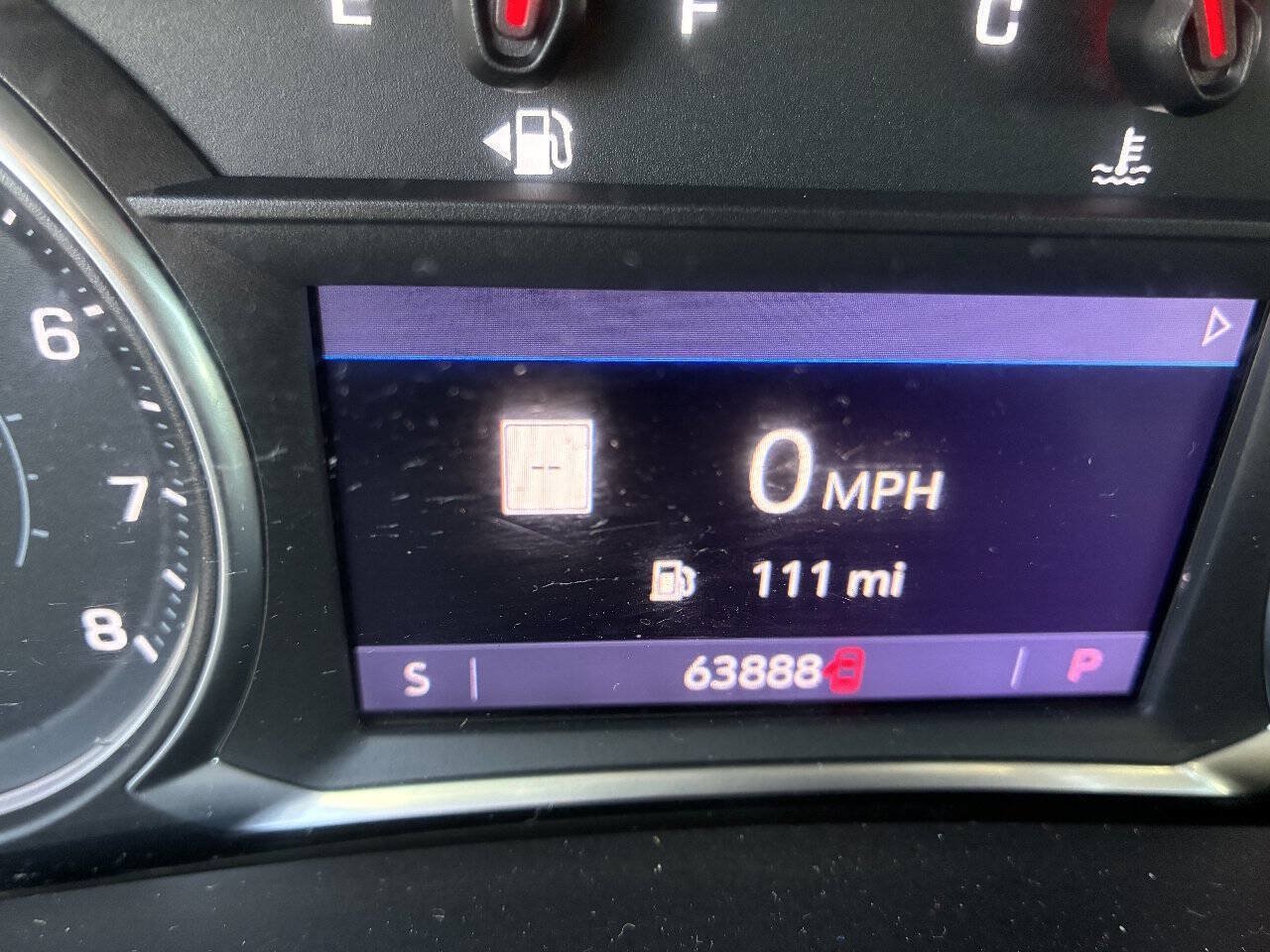 Used 2020 GMC Terrain SLT w/ GMC Pro Grade Package AWD/4WD image 11
