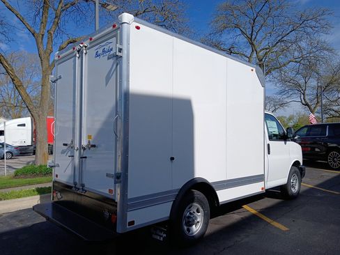 New 2025 Chevrolet Express 3500 w/ Power Convenience Package image 3