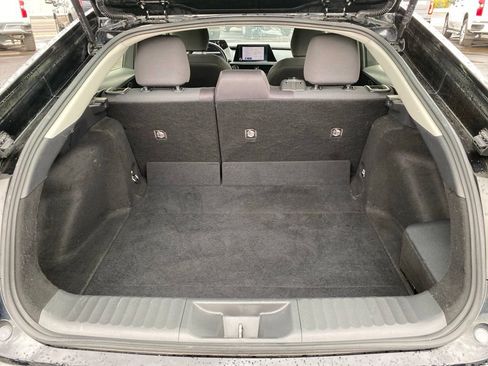 Used 2024 Toyota Prius LE FWD image 16
