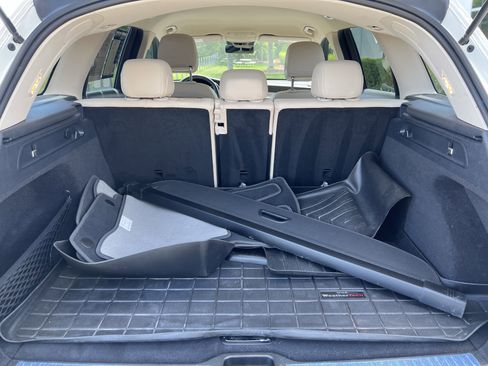 Used 2022 Mercedes-Benz GLC 300 image 34