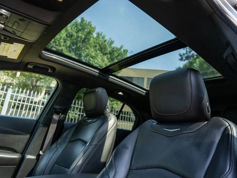 Used 2019 Cadillac XT4 Sport FWD image 12