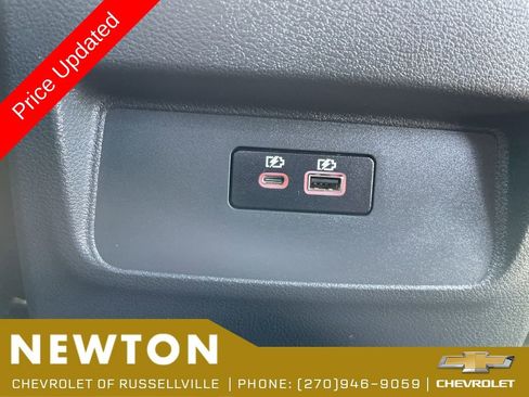 Used 2025 Nissan Frontier PRO-4X AWD/4WD image 35