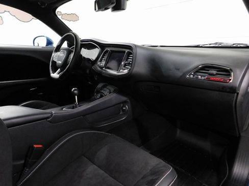 Used 2020 Dodge Challenger SRT Hellcat w/ Plus Package image 95