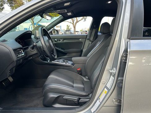 Used 2023 Honda Civic Sport image 16