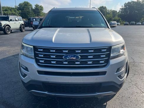 Used 2017 Ford Explorer Limited AWD/4WD image 7
