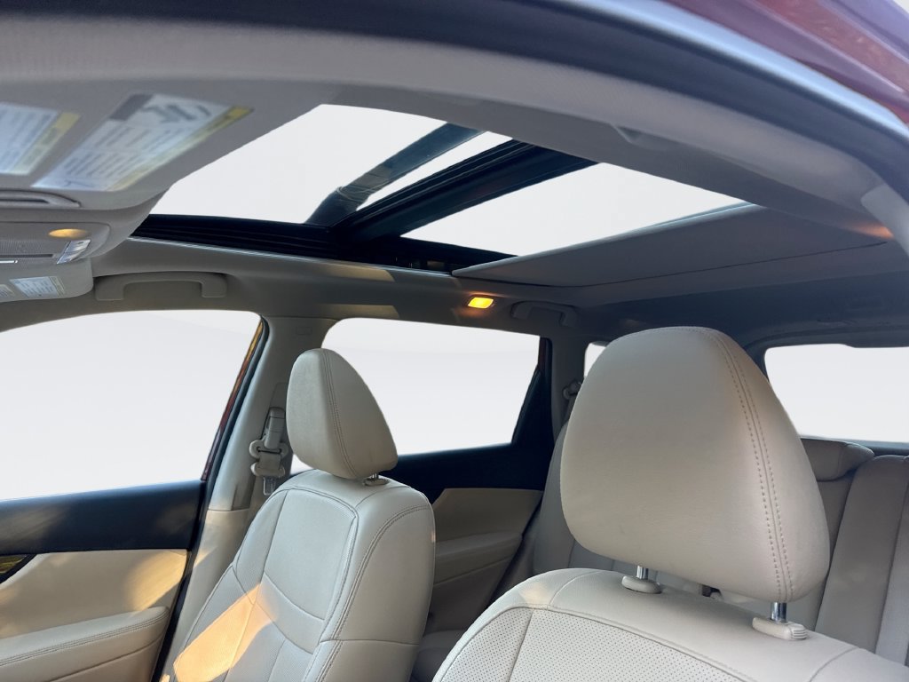 Used 2020 Nissan Rogue SL w/ Premium Package FWD image 16