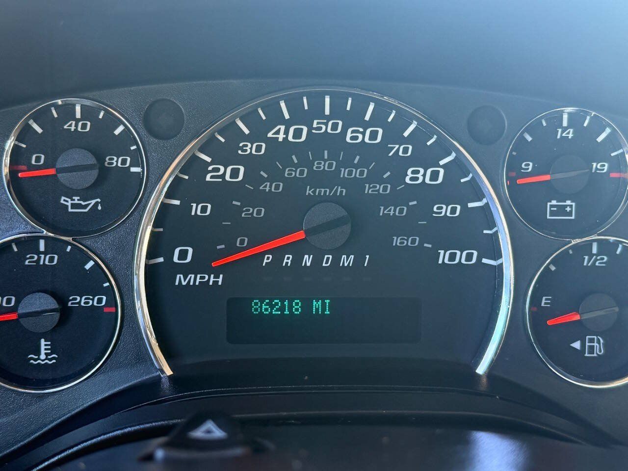 Used 2015 Chevrolet Express 2500 RWD image 23