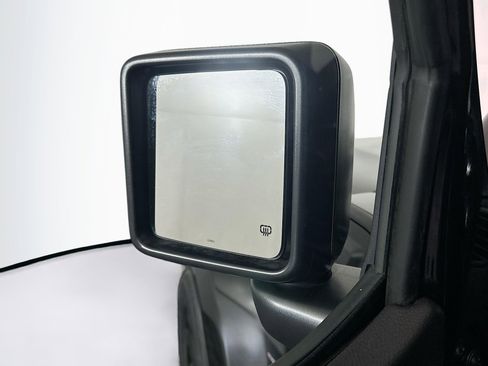 Used 2023 Jeep Wrangler Sahara image 16