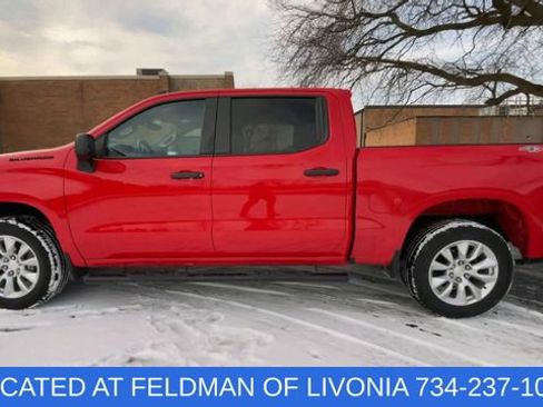 Used 2021 Chevrolet Silverado 1500 Custom w/ LPO, Dark Essentials Package image 5