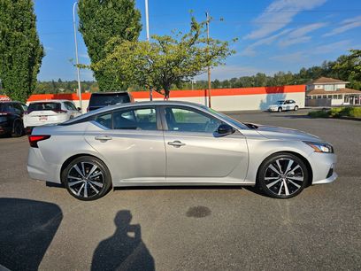 Used 2022 Nissan Altima 2.5 SR