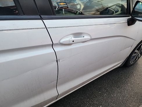 Used 2016 Honda Fit EX image 13