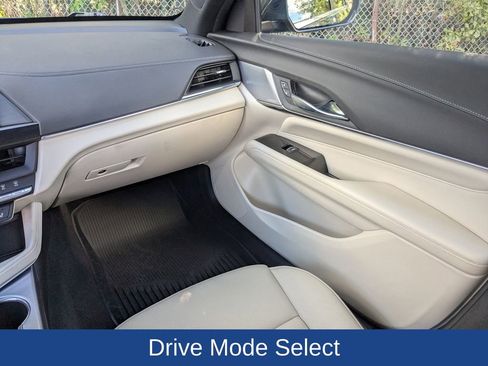 Used 2022 Cadillac CT4 Premium Luxury image 17