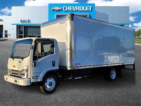 New 2025 Chevrolet Low Cab Forward image 3
