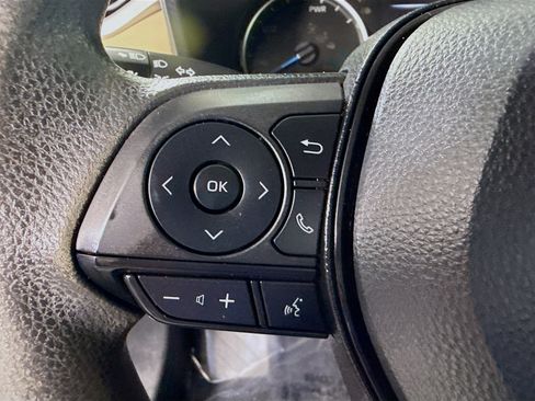 Used 2022 Toyota RAV4 LE image 20