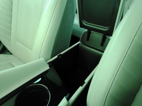 Used 2023 Hyundai Elantra Limited image 51