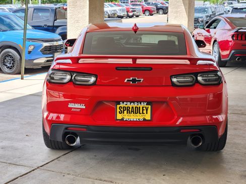 Used 2023 Chevrolet Camaro SS RWD image 4