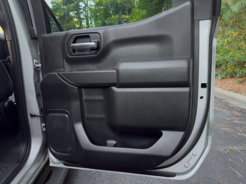 Used 2020 Chevrolet Silverado 1500 LT w/ All-Star Edition AWD/4WD image 31