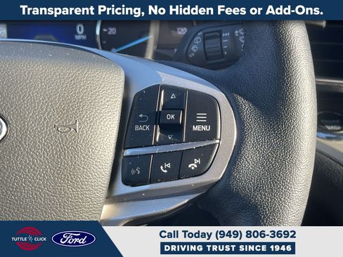 Used 2022 Ford Explorer XLT w/ Equipment Group 202A RWD image 29