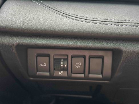 Used 2024 Subaru Outback Touring AWD/4WD image 37