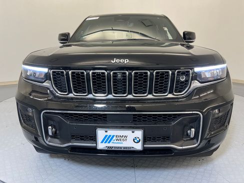 Used 2023 Jeep Grand Cherokee L Overland w/ Advanced Protech Group III image 6