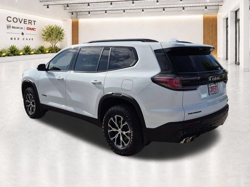 Used 2026 GMC Acadia AT4 w/ Luxury Package AWD/4WD image 10