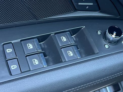 Used 2023 Audi e-tron GT Premium Plus w/ Performance Package image 14