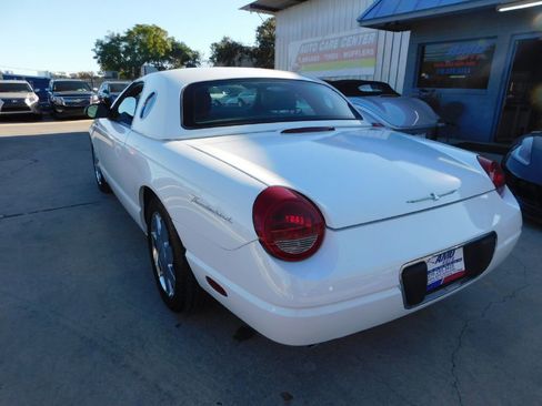 Used 2002 Ford Thunderbird image 5