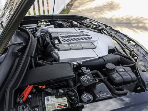 Used 2005 Chrysler Crossfire SRT-6 RWD image 24