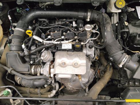 Used 2019 Ford EcoSport Titanium image 29