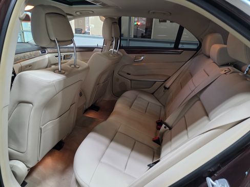 Used 2016 Mercedes-Benz E 350 4dr Sdn E 350 Sport RWD image 18
