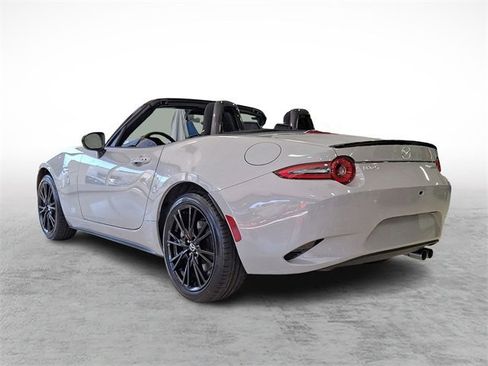 New 2025 MAZDA MX-5 Miata Club image 4