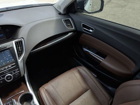 Used 2020 Acura TLX V6 w/ Technology Package FWD image 16