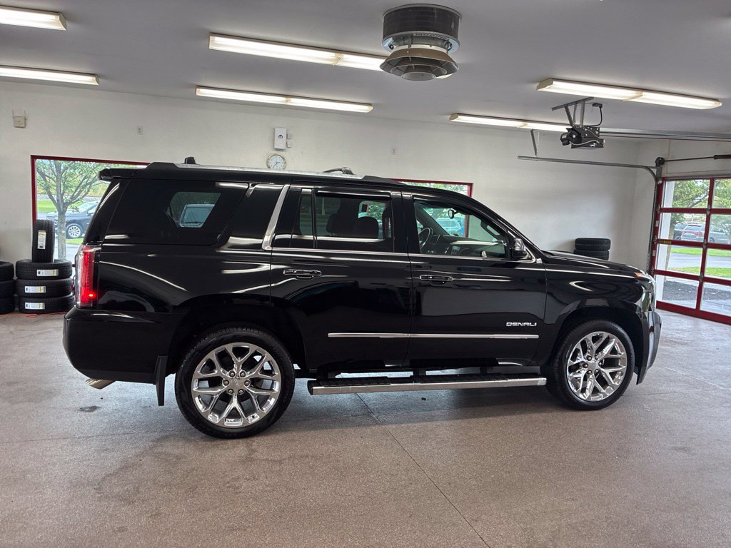 Used 2018 GMC Yukon Denali w/ Open Road Package AWD/4WD image 34