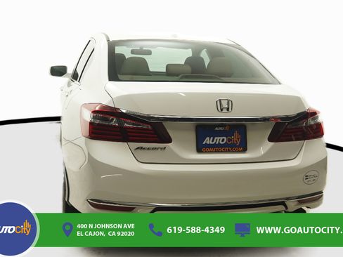 Used 2016 Honda Accord EX image 15