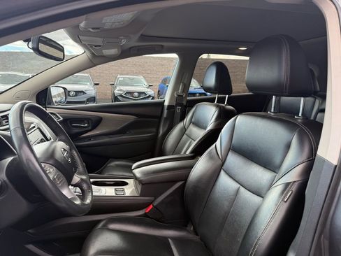 Used 2018 Nissan Murano SL w/ Moonroof Package image 12