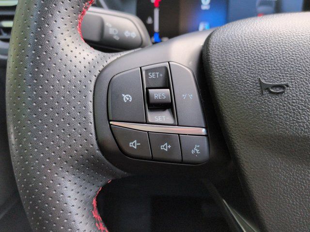 Used 2025 Ford Escape ST-Line Select AWD/4WD image 23