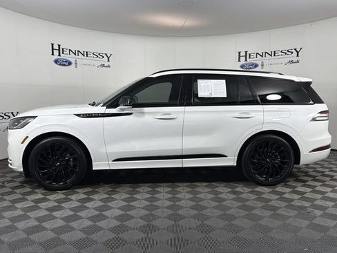 Certified 2025 Lincoln Aviator Reserve w/ Luxury Package RWD image 25