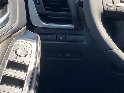 New 2026 Nissan Rogue SV image 23