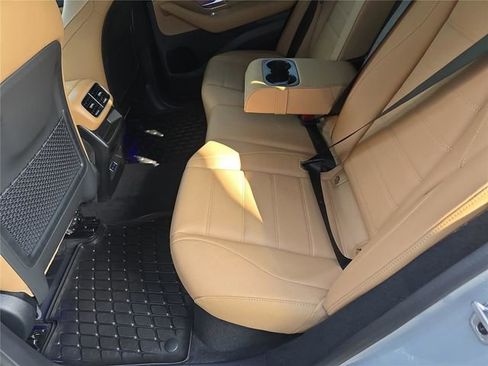 Certified 2026 Mercedes-Benz GLE 450 4MATIC image 18