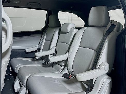 Used 2024 Honda Odyssey EX-L image 21