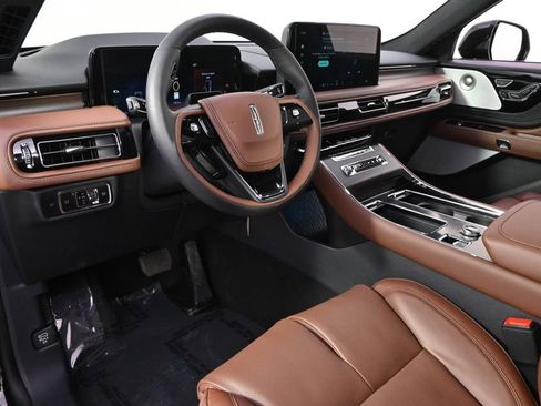 New 2026 Lincoln Aviator Reserve image 12