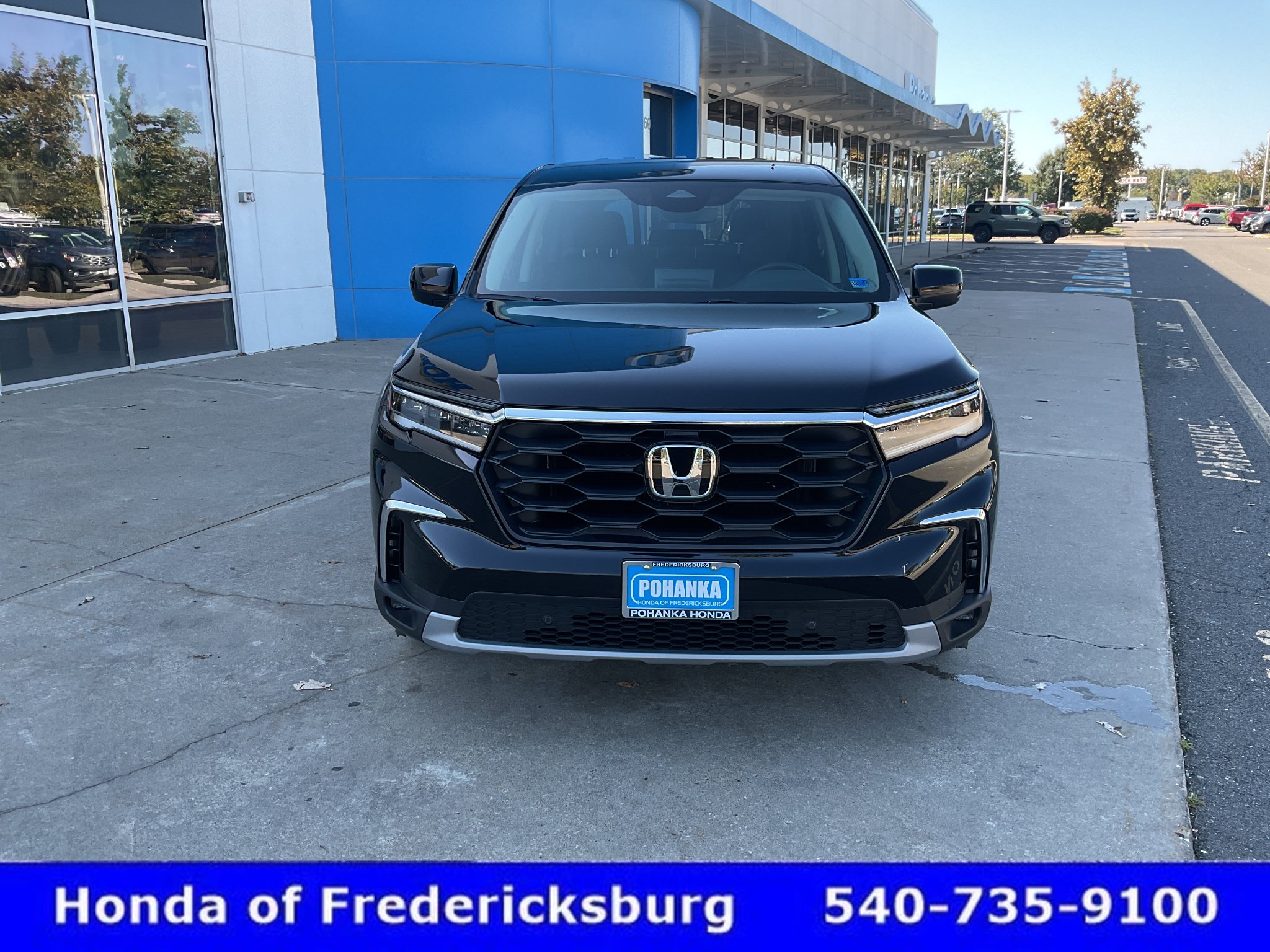 Used 2025 Honda Pilot EX-L image 8