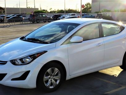 Used 2016 Hyundai Elantra SE