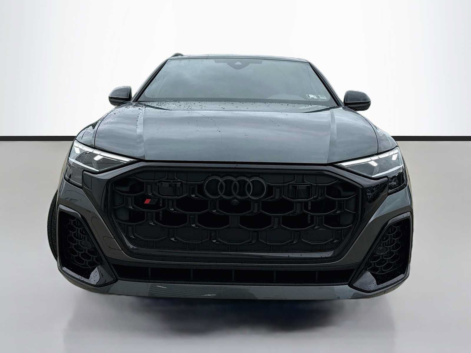 Used 2026 Audi SQ8 Premium Plus AWD/4WD image 2