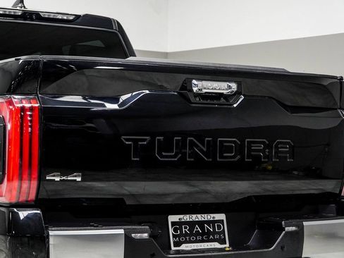 Used 2024 Toyota Tundra Limited AWD/4WD image 13